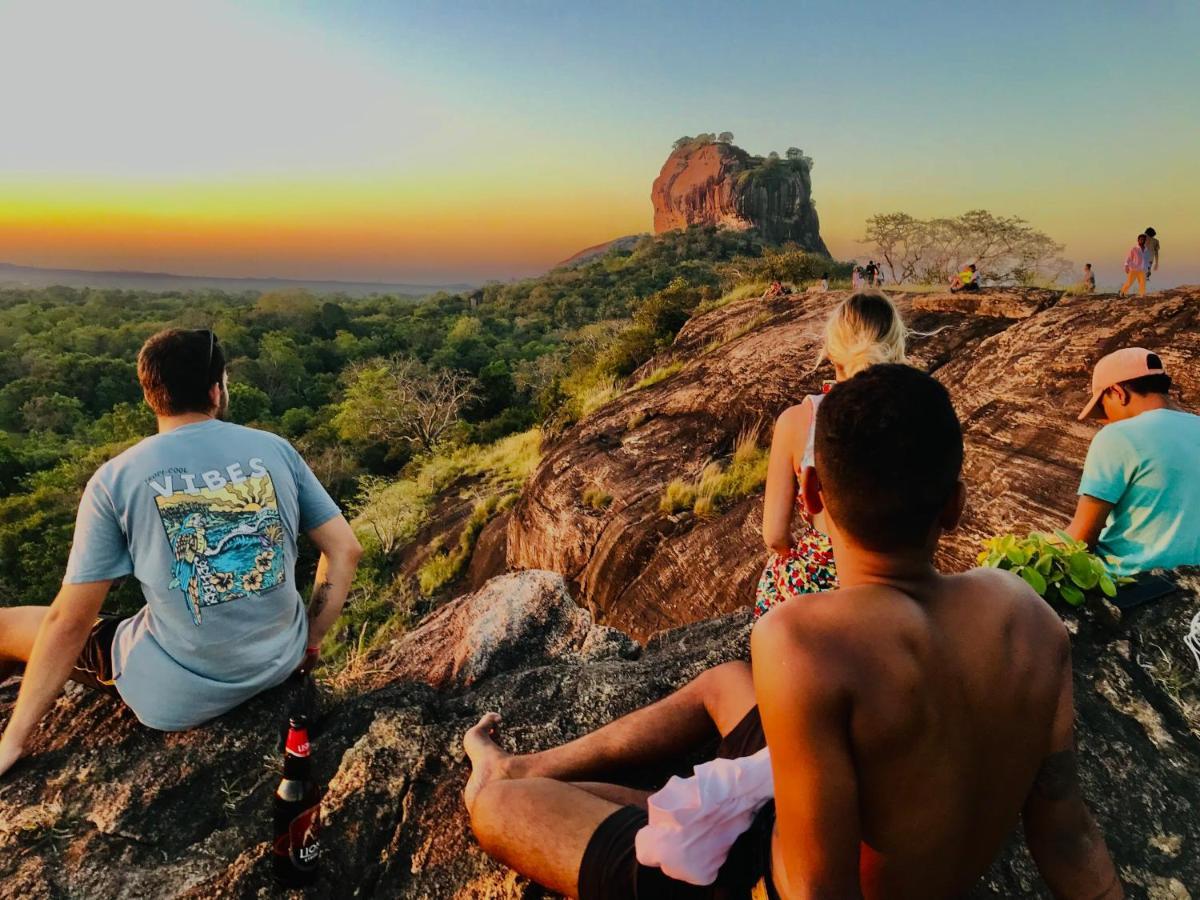 Sigiriya Homestay Ngoại thất bức ảnh